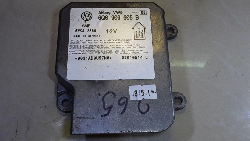 Turvapatjade juhtplokk – Volkswagen Passat B5.5 (2001-2005)