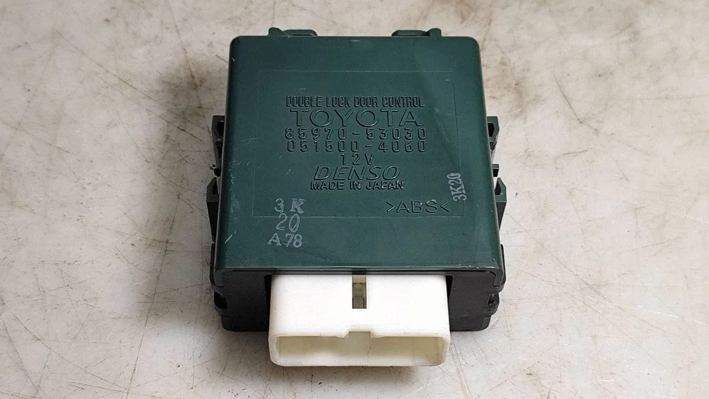 Door control unit/module – Lexus IS 220D-250-350 (2006-2013)