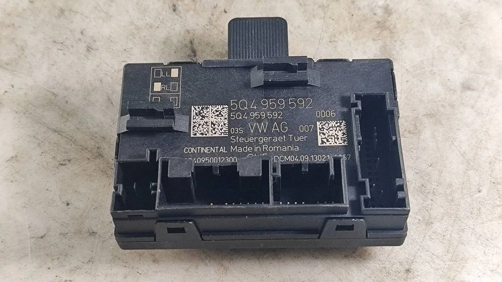 Door control unit/module 5Q4959592