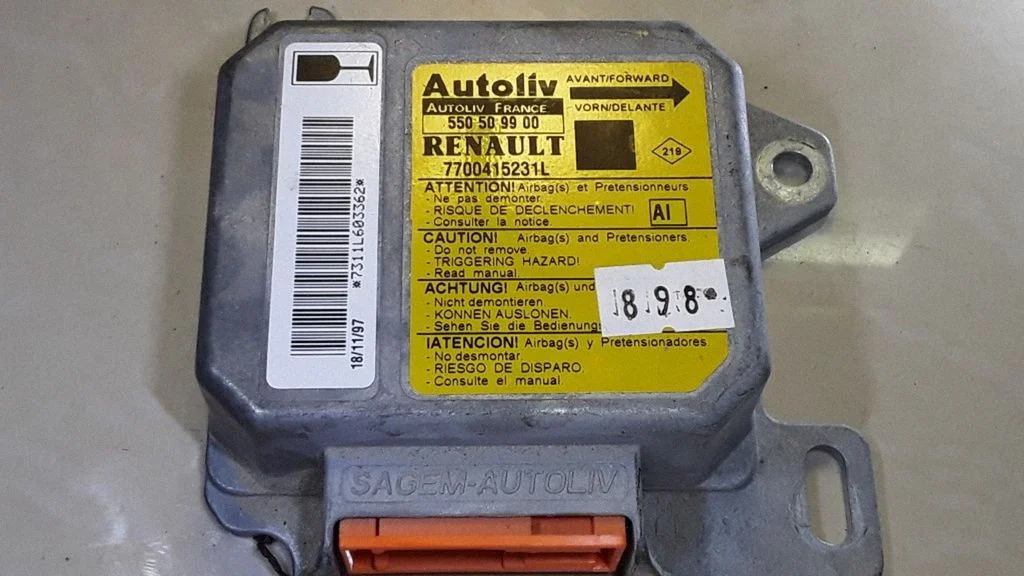 Airbag control unit/module – Renault Scenic I (1996-2003)