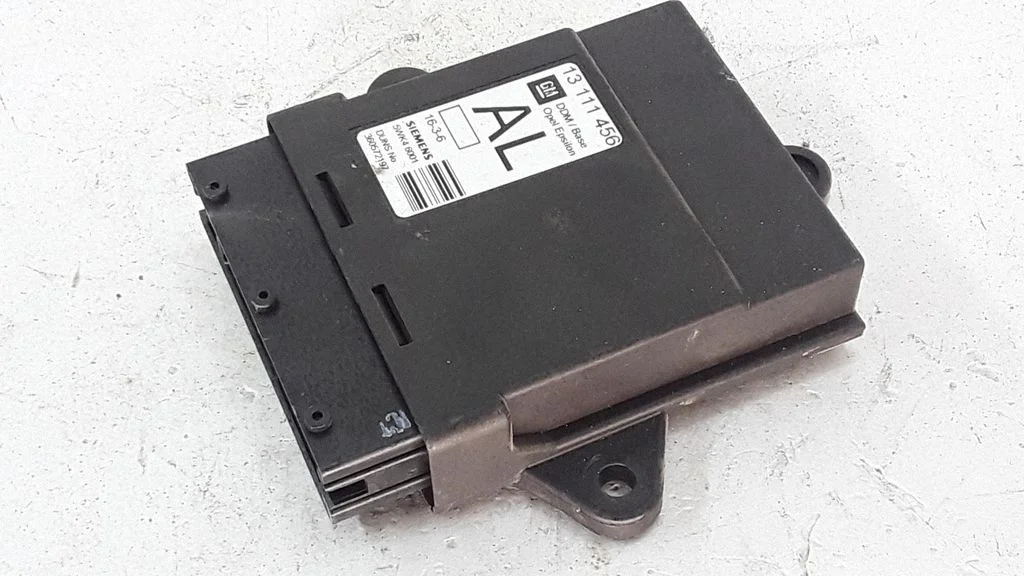 Door control unit/module 13111456