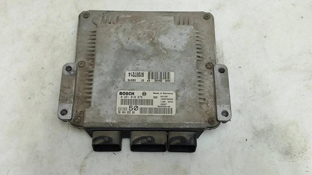 Engine control unit/module 9640938180