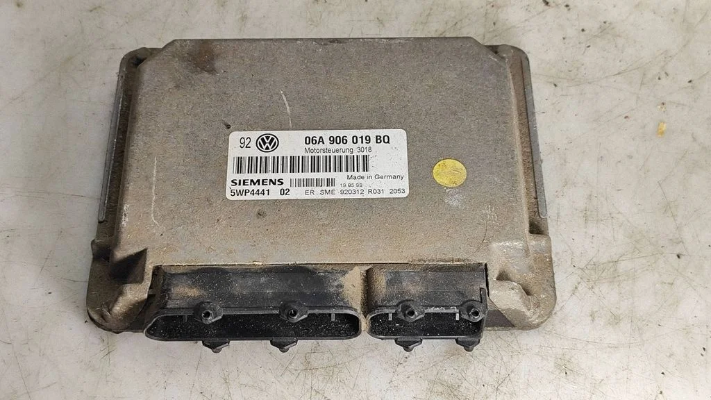 Engine control unit/module 06A906019BQ