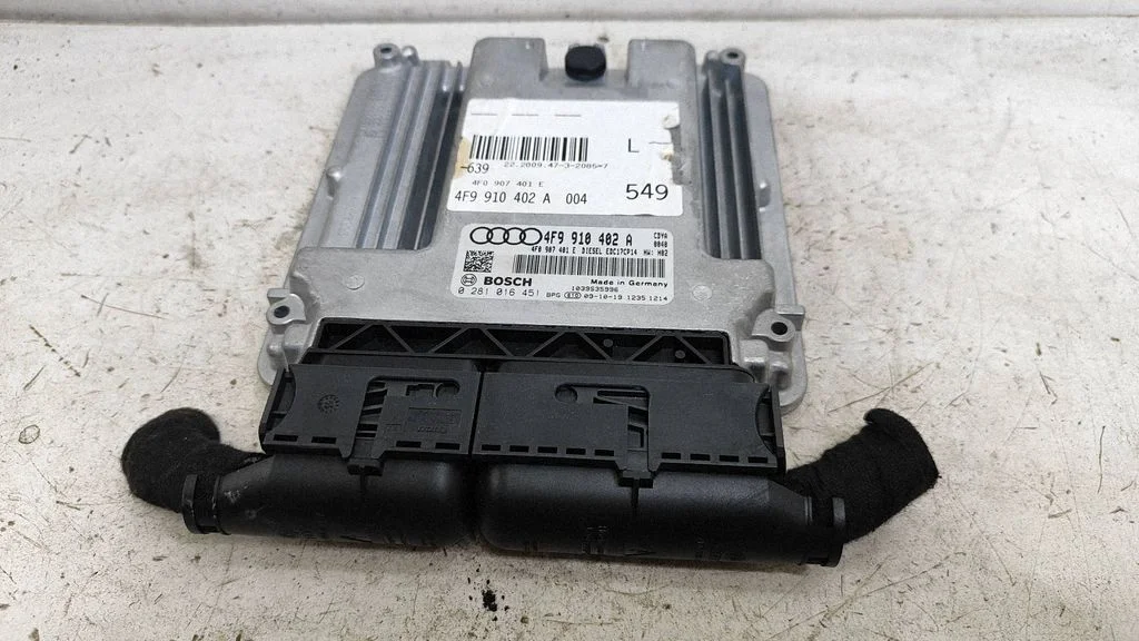 Engine control unit/module 4F9910402A