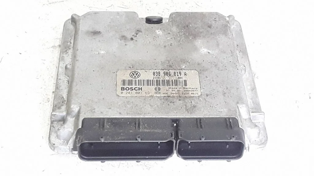 Engine control unit/module 038906019A