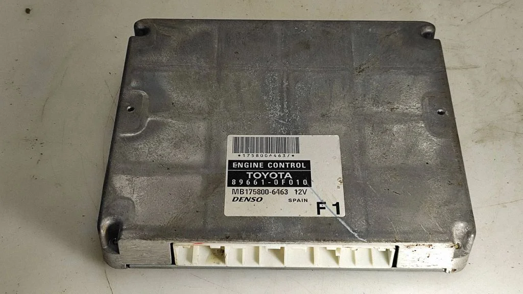 Mootori juhtplokk – Toyota Corolla Verso AR10 (2004-2009)