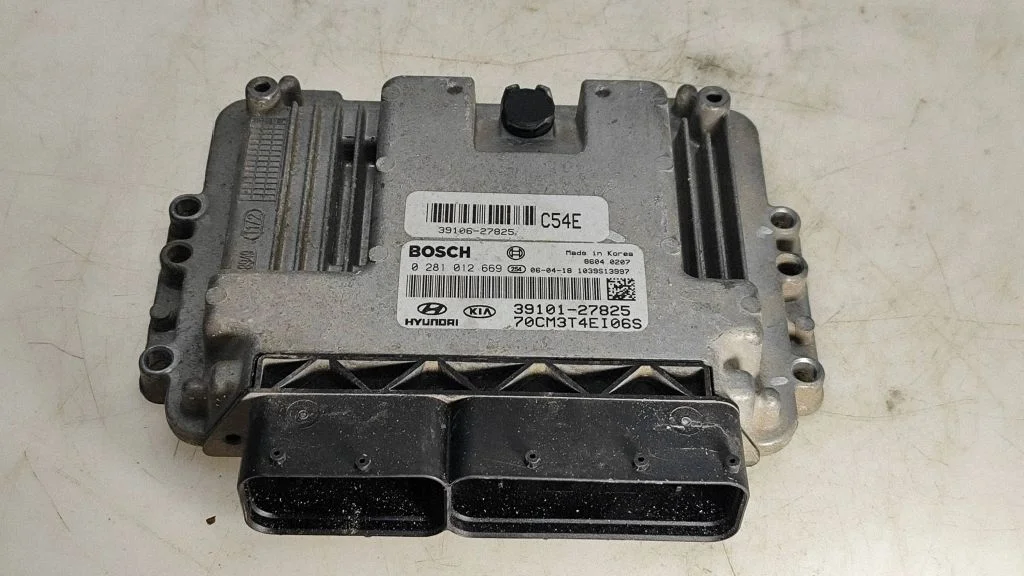 Engine control unit/module 3910127825