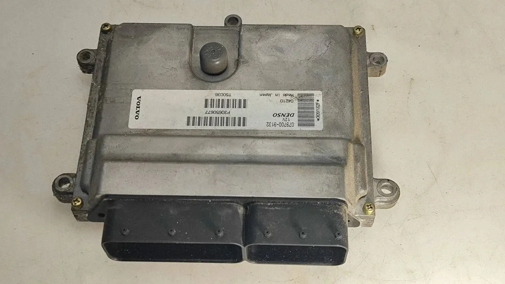 Dzinēja vadības bloks P30650677