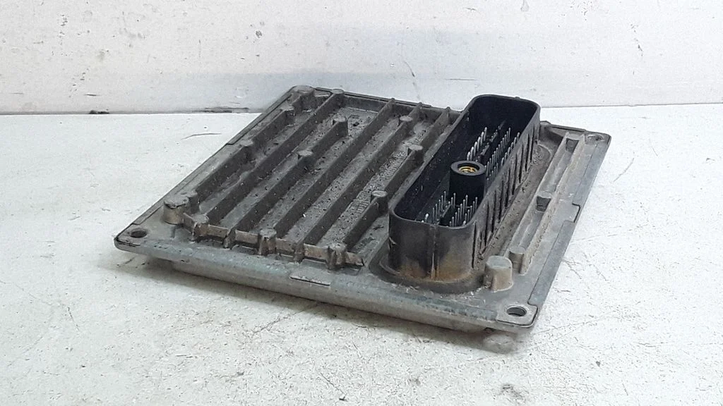 Mootori juhtplokk 5M5112A650ZB