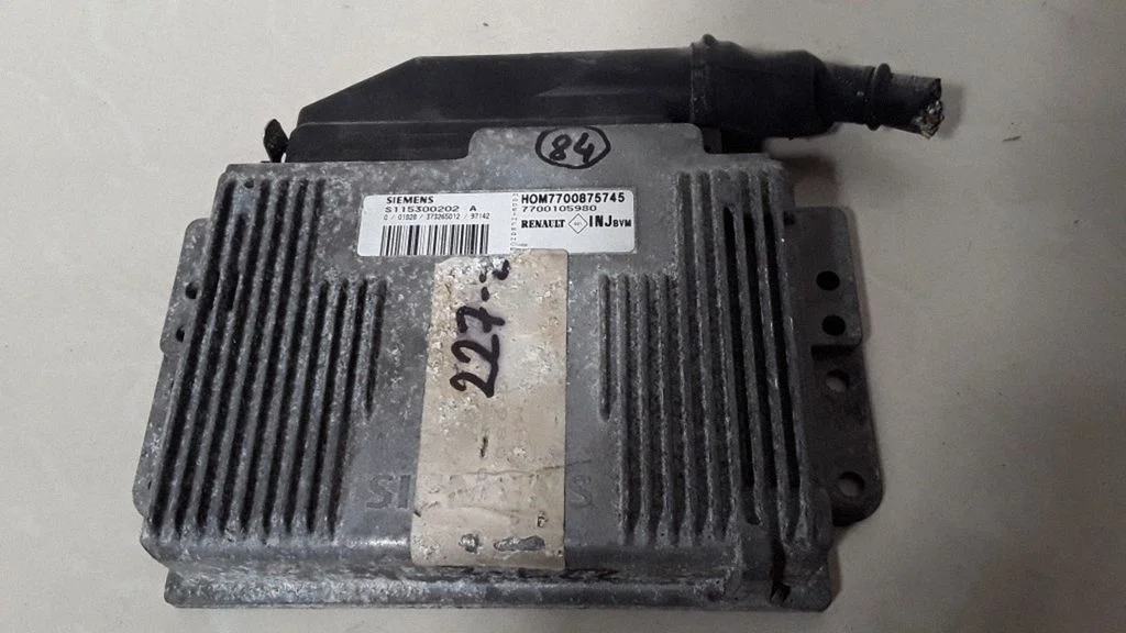 Engine control unit/module – Renault Scenic I (1996-2003)