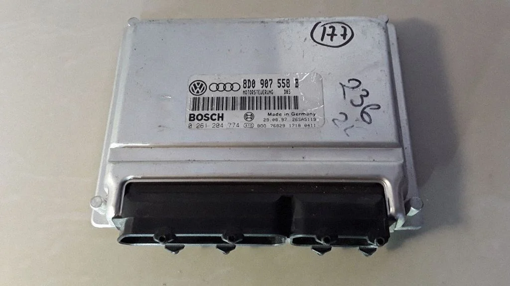 Engine control unit/module – Volkswagen Passat B5 (1997-2000)