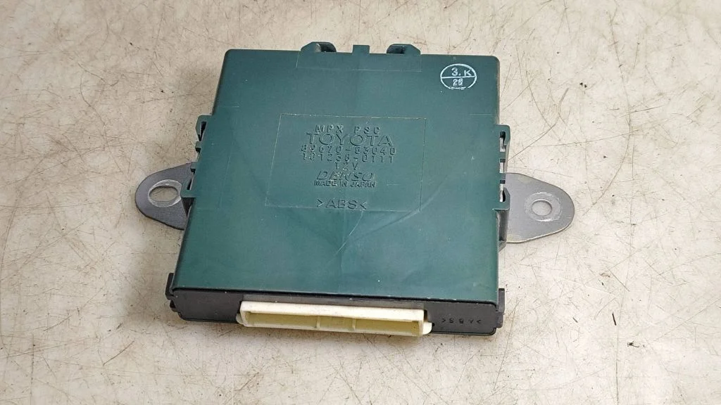 Parking PDC control unit/module – Lexus IS 220D-250-350 (2006-2013)