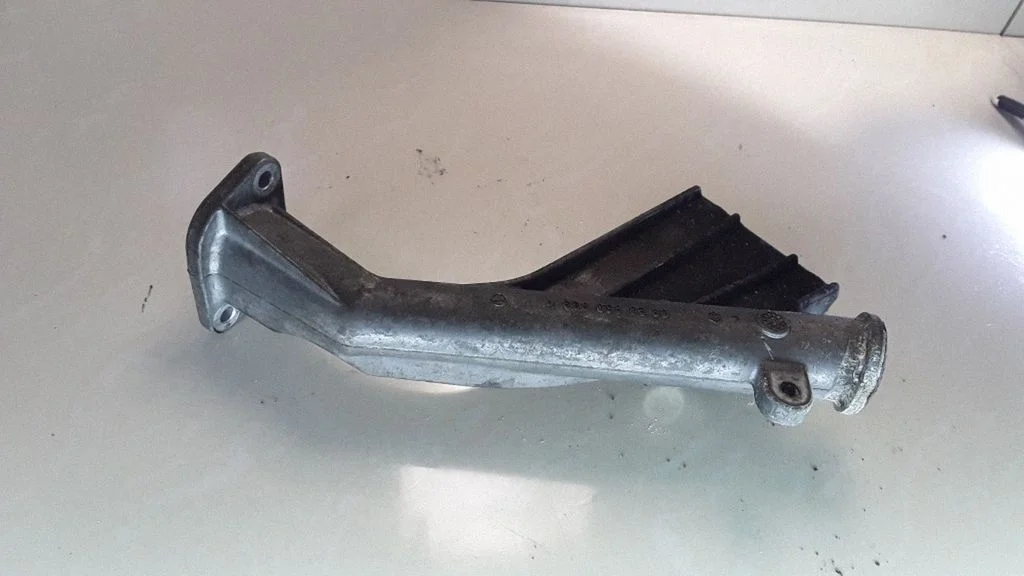 EGR-klapi toru (-d)/ voolik (-ud) – Mercedes-Benz A-klass W168 (1997-2004)