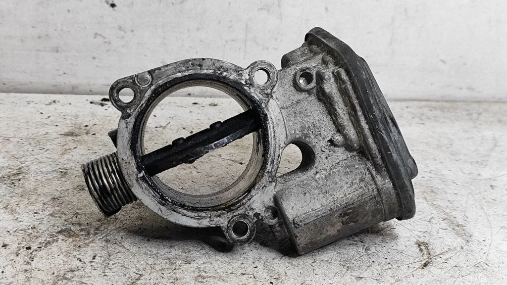 Throttle valve – BMW 3 Series E90 E91 (2005-2012)