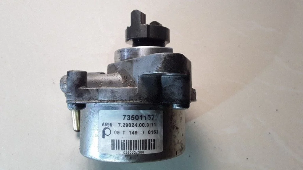 Vaakumpump – Opel Corsa D (2006-2014)