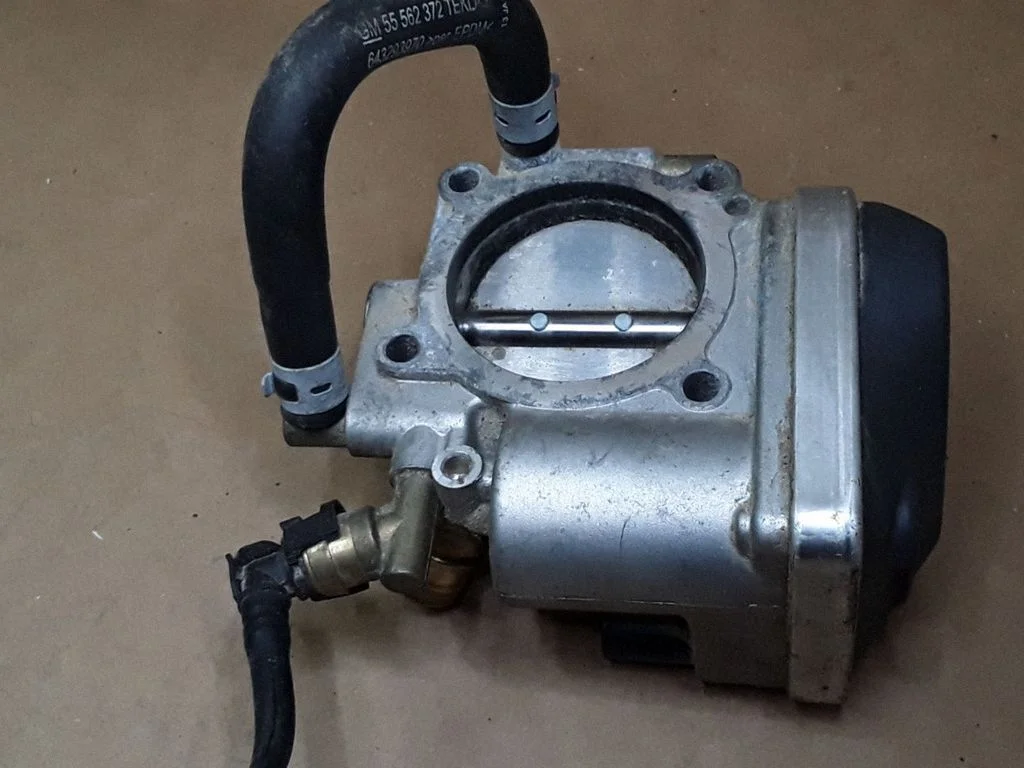 Throttle valve – Opel Astra H (2004-2012)