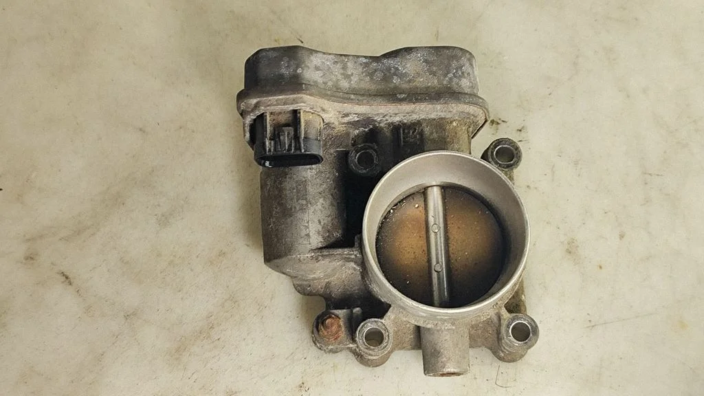 Throttle valve – Opel Vectra C (2002-2005)