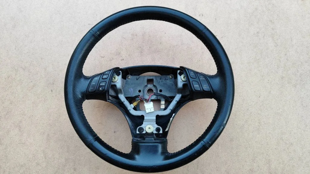Steering wheel GS12000720