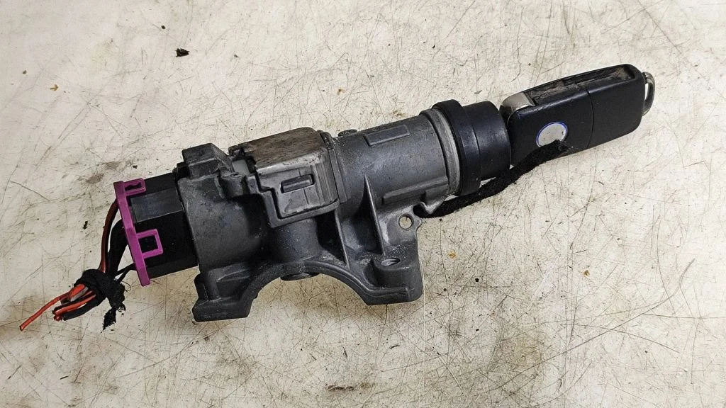 Ignition lock 4B0905851Q