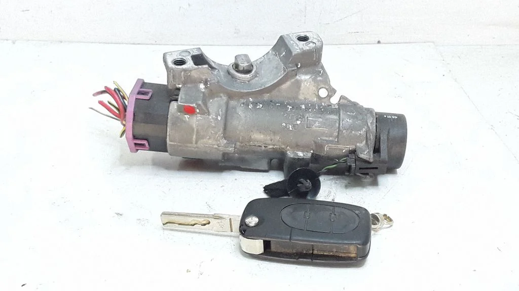 Ignition lock – Audi A4 S4 B6 8E 8H (2001-2005)