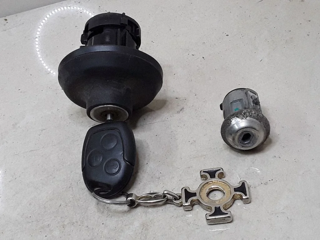 Ignition lock – Ford Transit (2000-2006)