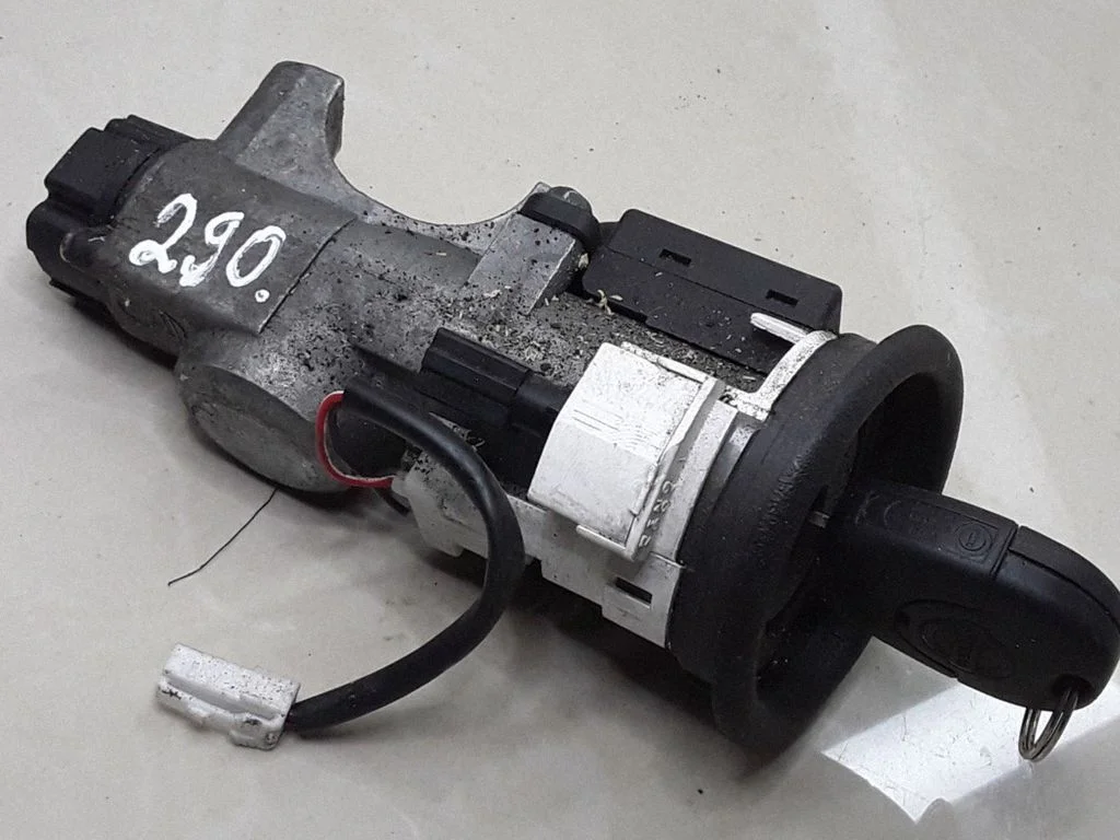 Ignition lock – Nissan Primera (2002-2007)