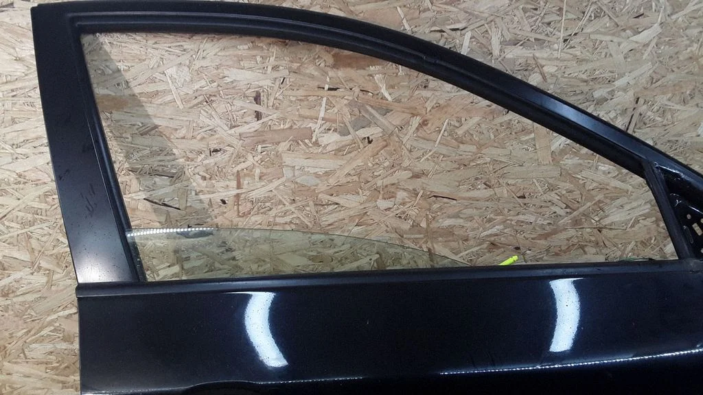 Front door window glass four-door – right