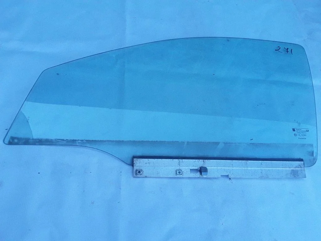 Front door window glass four-door 43R007023