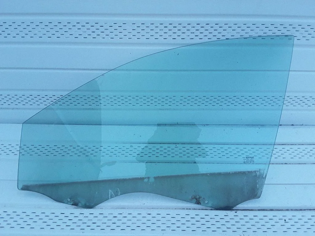 Front door window glass four-door 43R001100