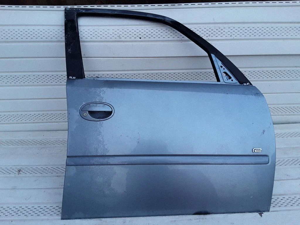 Front door window glass four-door – right