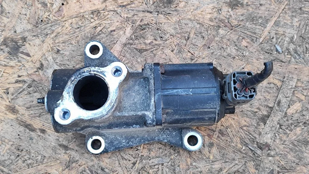 EGR valve R2AA20300B