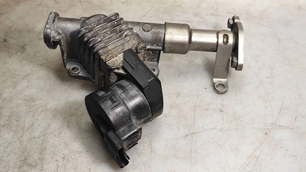 EGR valve 7563241