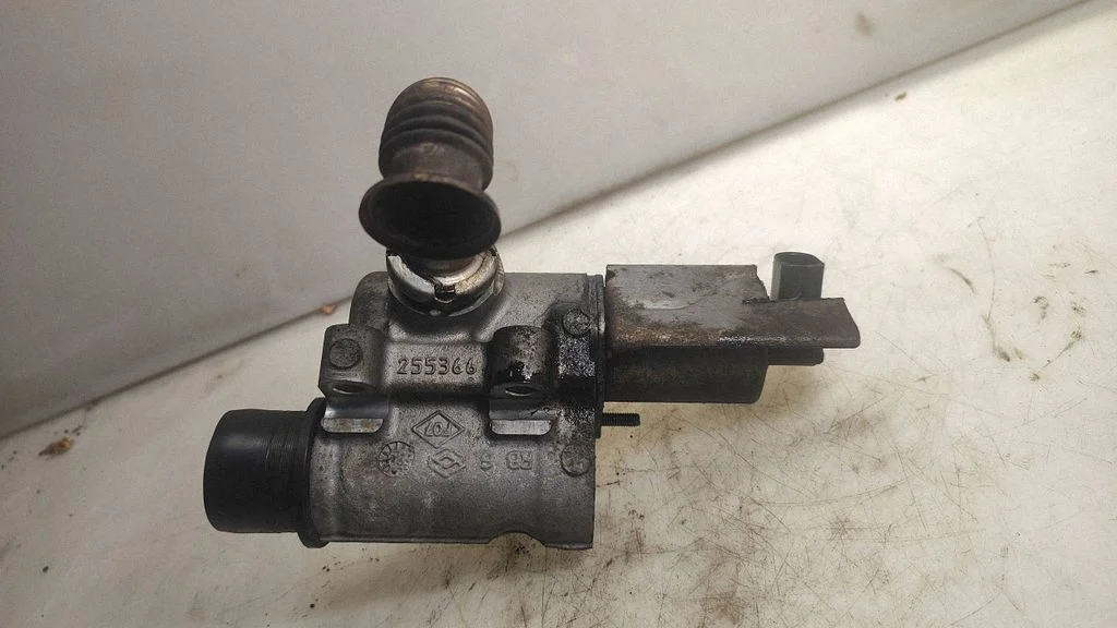EGR valve 8200293950