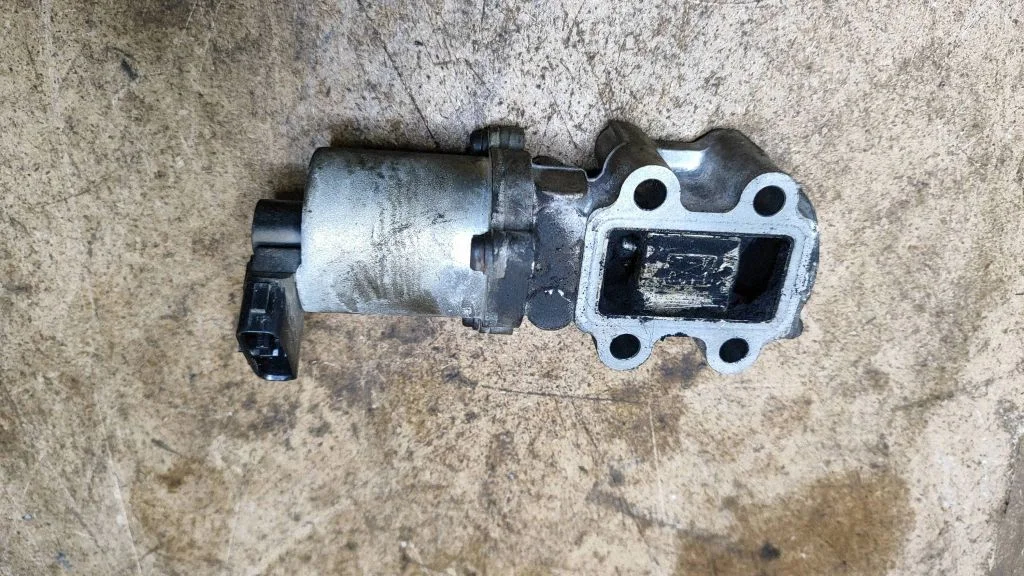 EGR valve 256200R012
