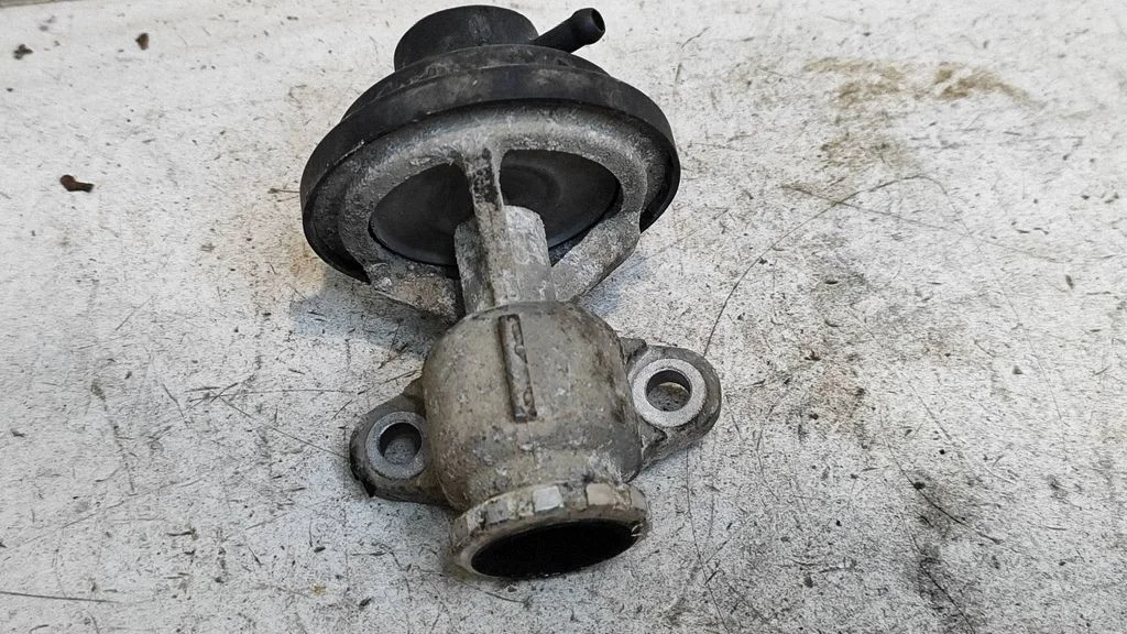 Zawór EGR 038131501C