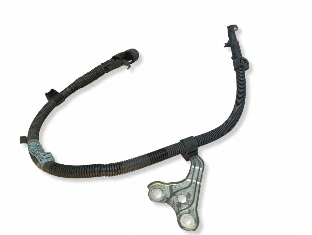 Positive cable (battery) – Lexus IS 220D-250-350 (2006-2013)