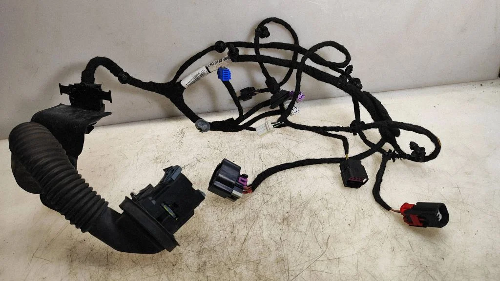Front door wiring loom 68207158AE