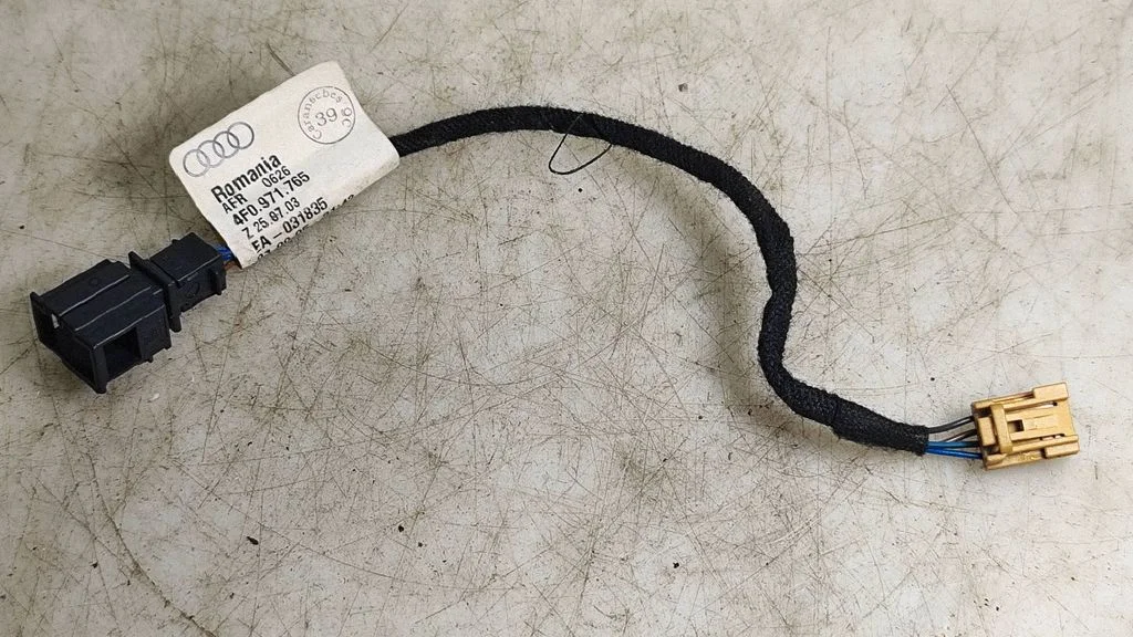 Front door wiring loom 4F0971765