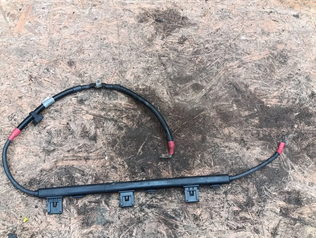 Positive cable (battery) – BMW 1 Series E81 E87 (2004-2011)