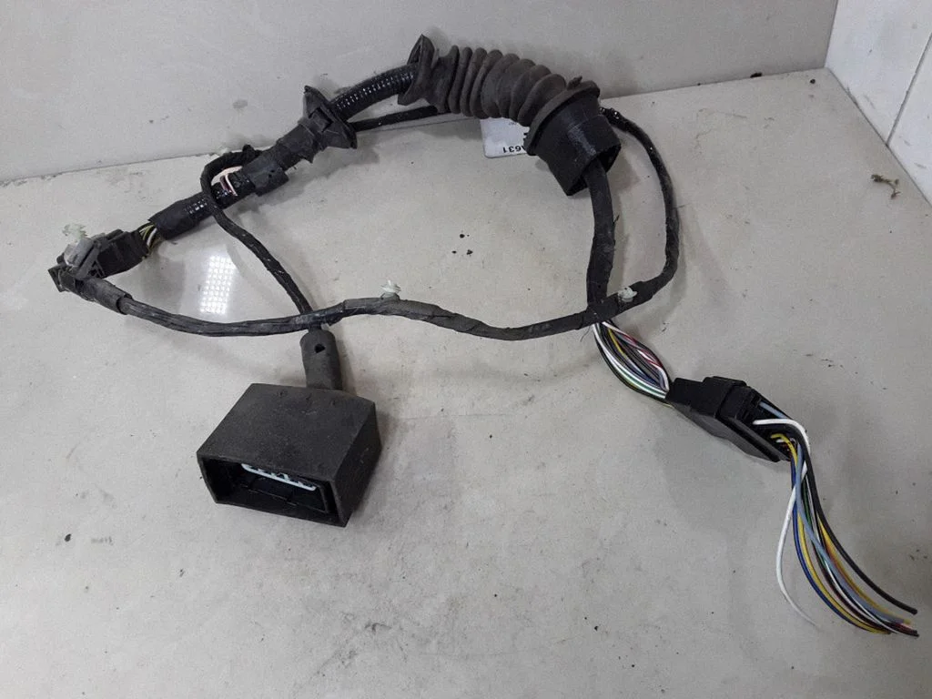 Front door wiring loom YC1T014A631