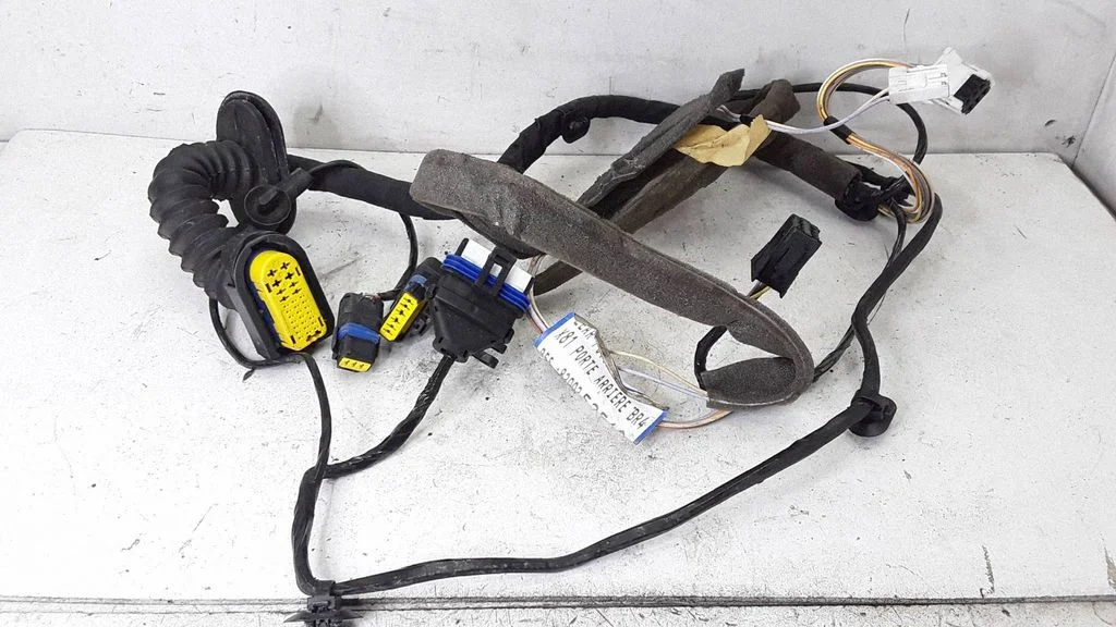 Rear door wiring loom 8200252568