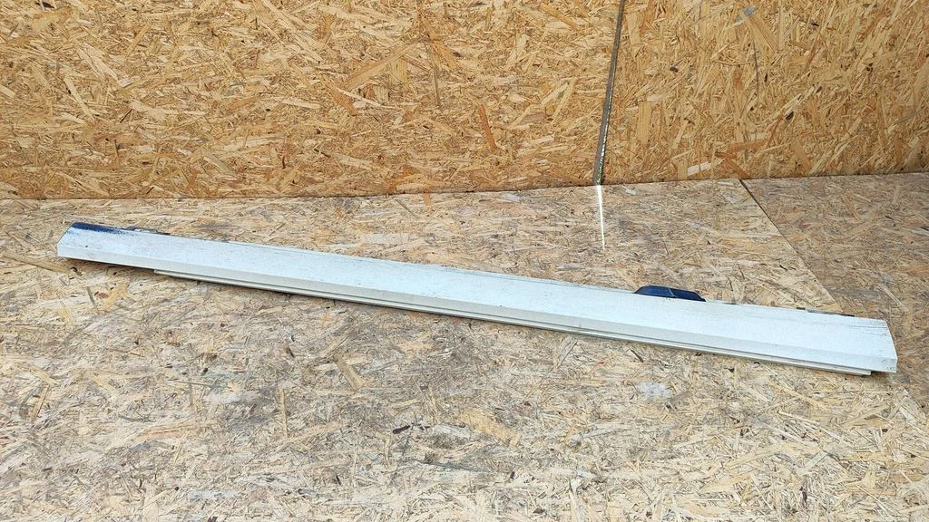 Sill A2126900840
