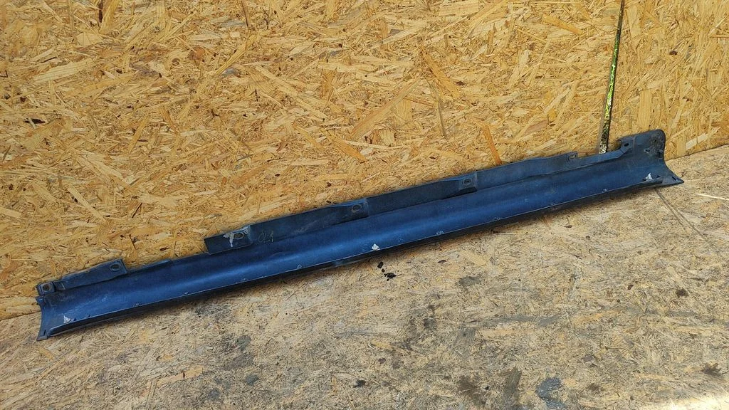 Sill – Toyota Corolla Verso AR10 (2004-2009)