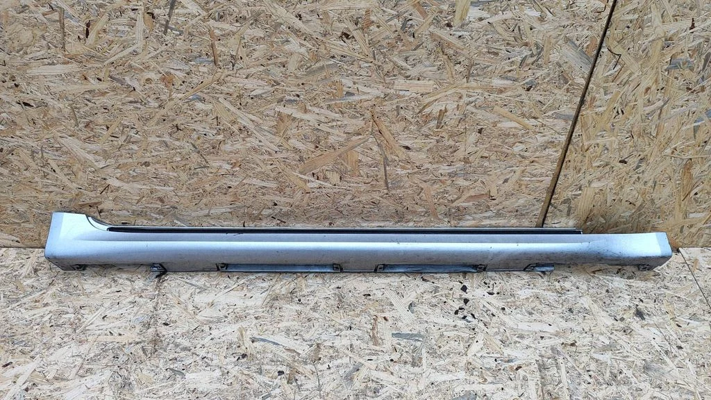 Sill – Lexus IS 220D-250-350 (2006-2013)