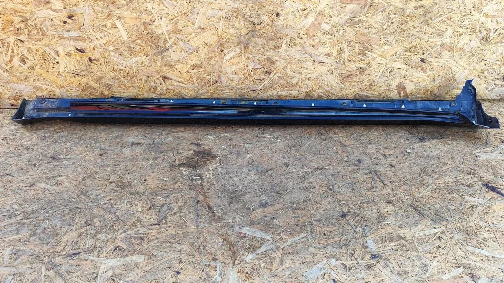 Sill – Lexus IS 220D-250-350 (2006-2013)