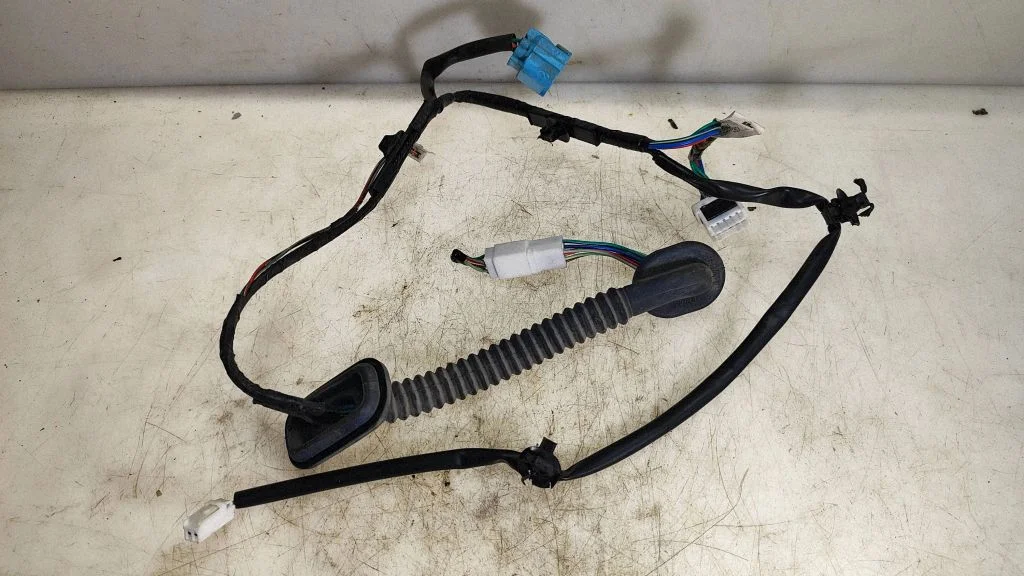 Rear door wiring loom 1822FG000