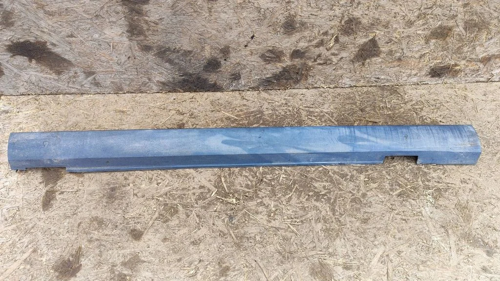 Lävepakk 5P0853851E