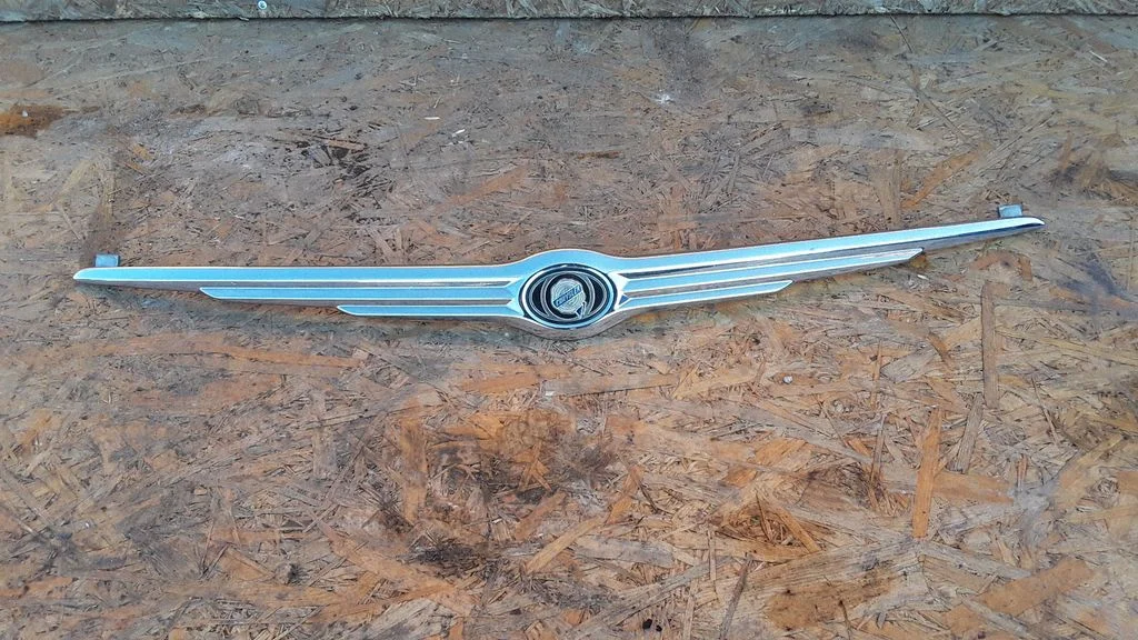 Front grill 04857662AD
