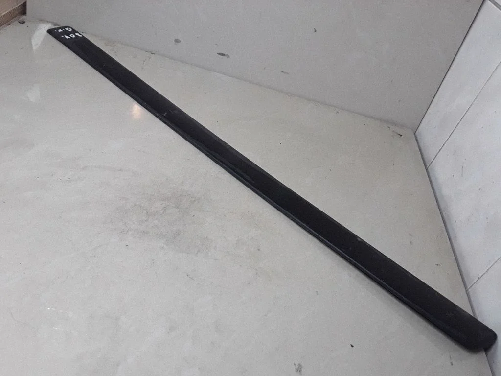 Tagaukse liist (mold) – Ford Focus C-MAX (2003-2010)
