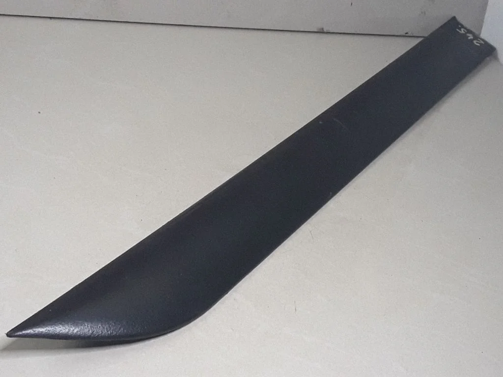 Tagaukse liist (mold) – Ford Focus (1998-2004)